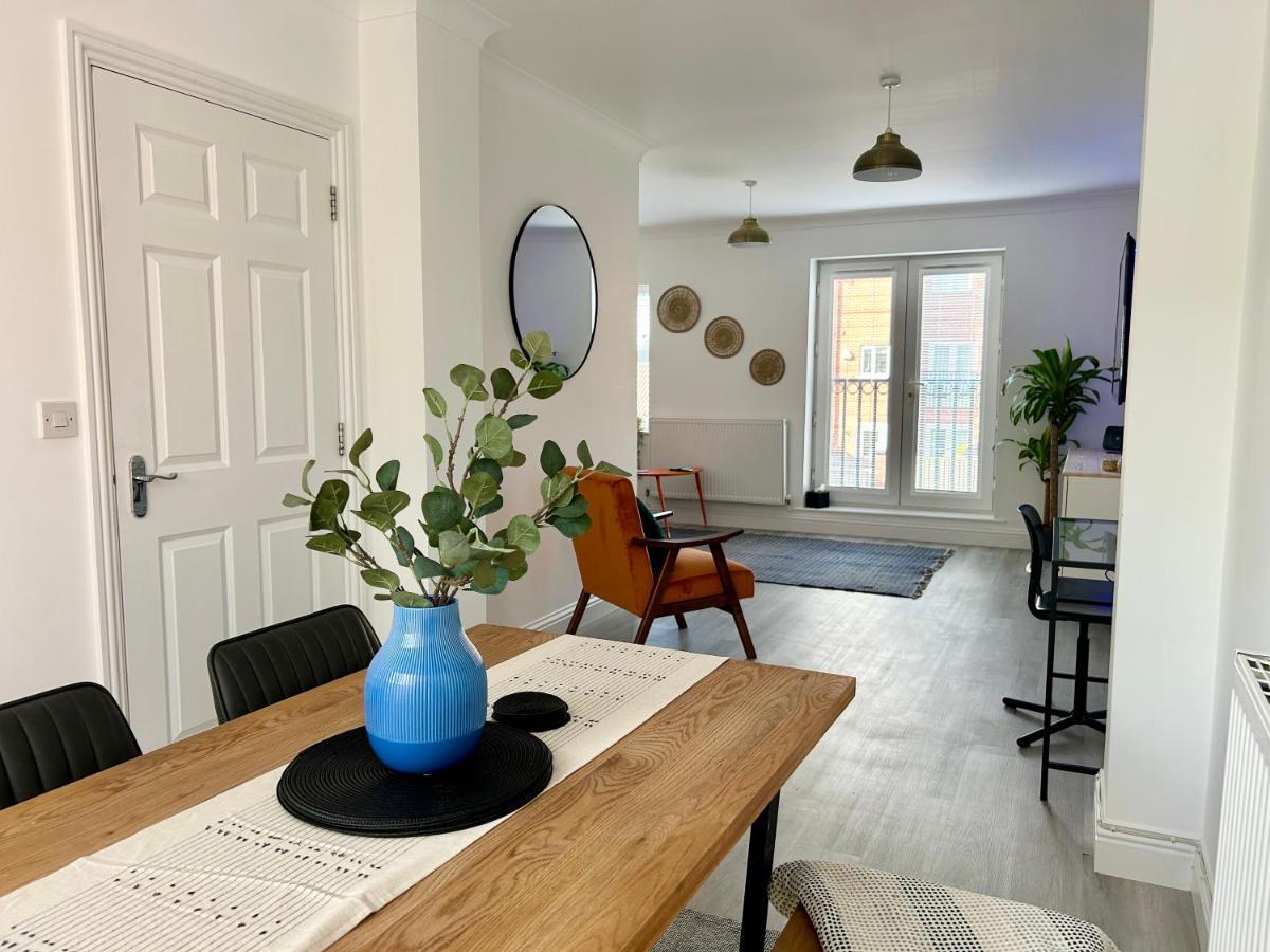 The Town House, Whole House Suitable For Contractors And Families Market Harborough Dış mekan fotoğraf