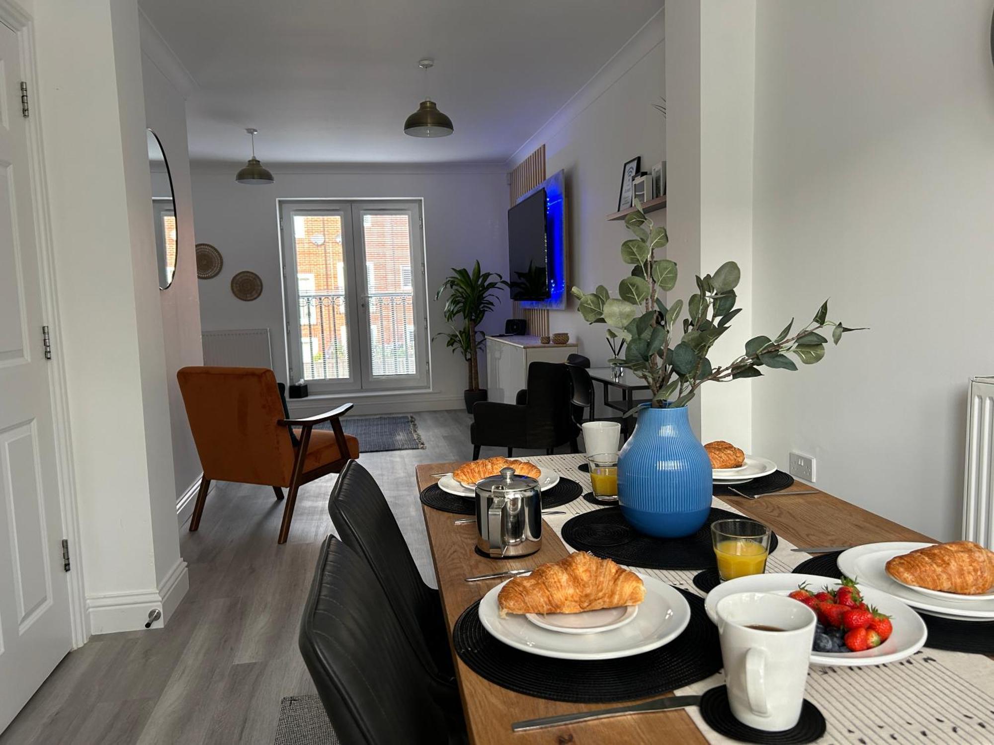 The Town House, Whole House Suitable For Contractors And Families Market Harborough Dış mekan fotoğraf